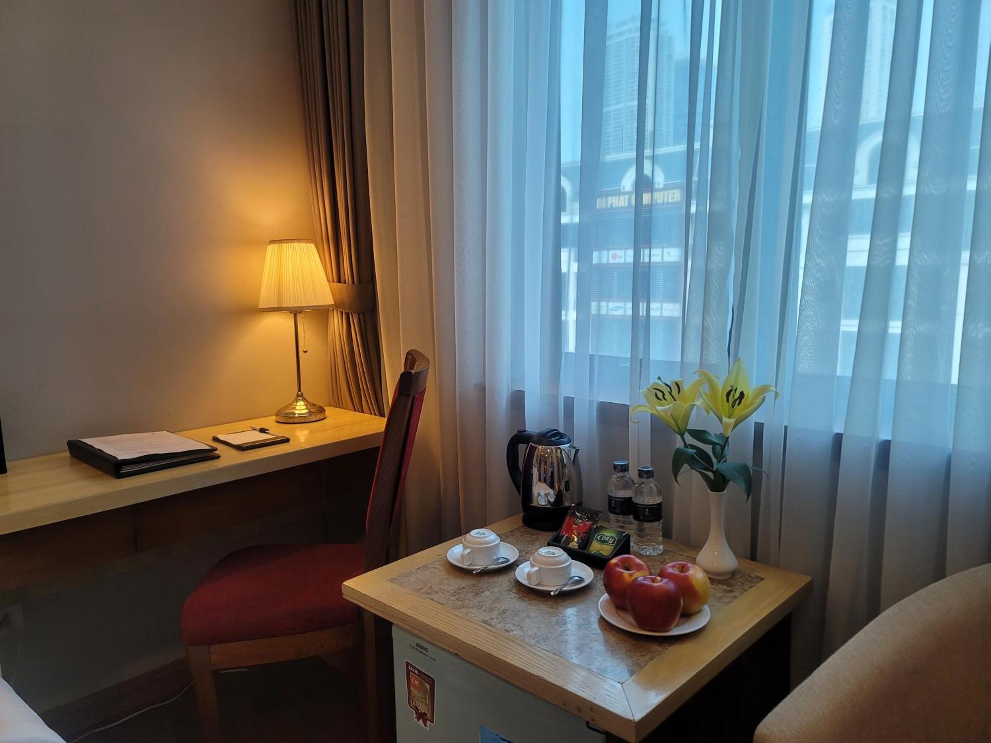 Luxeden Hotel Hanoi Bagian luar foto