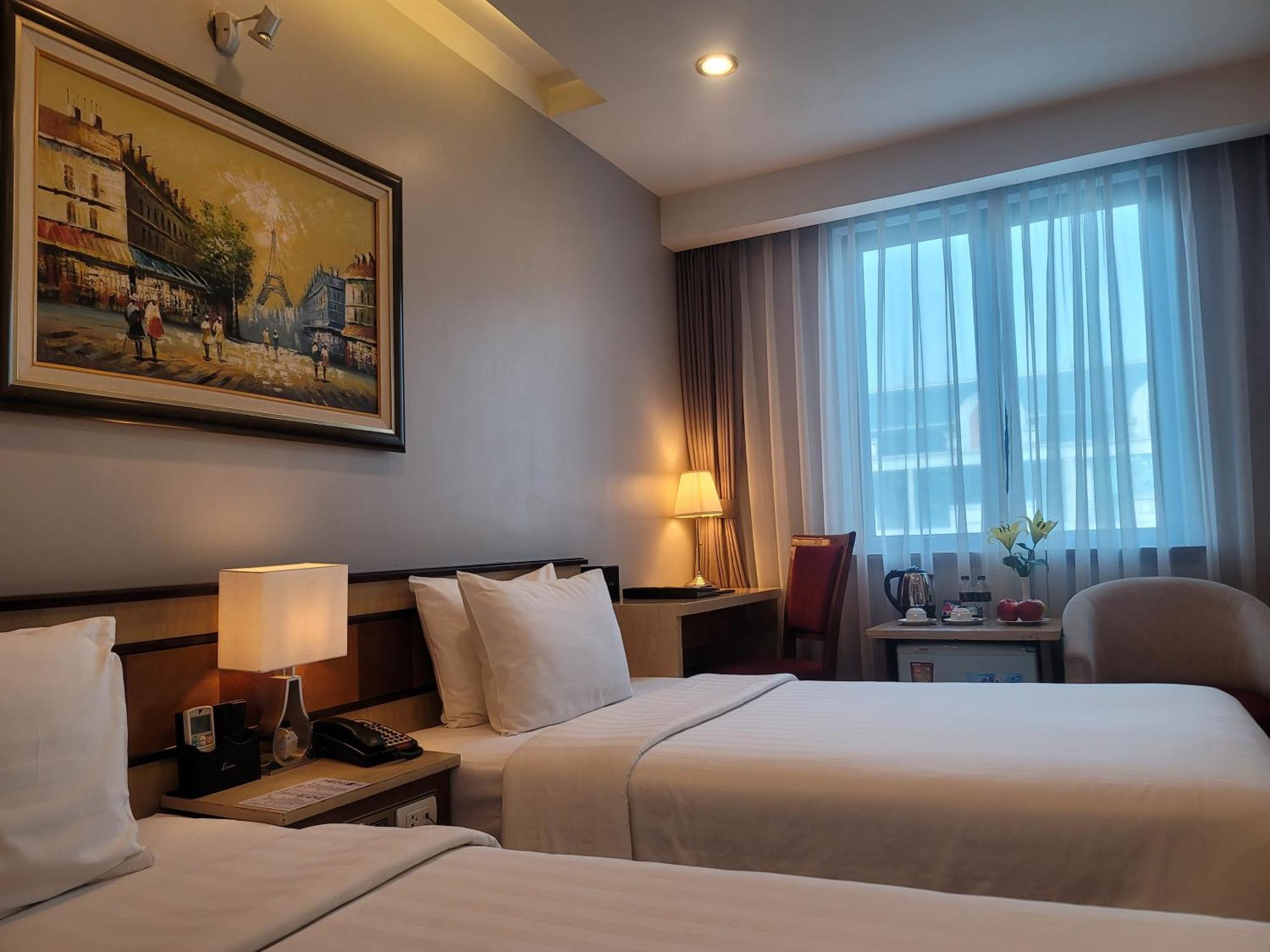 Luxeden Hotel Hanoi Bagian luar foto